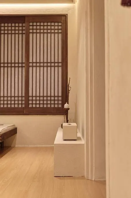 Traditional Meets Modern In Our Unique Hanok Stay Seoul Apartment